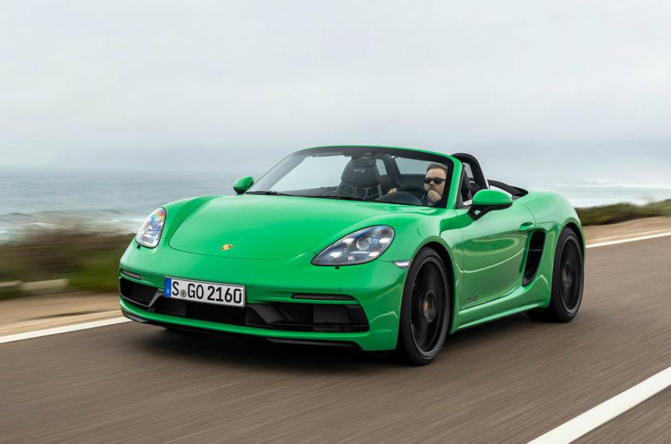 Το 7άρι PDK μεγαλώνει την γκάμα των Porsche 718